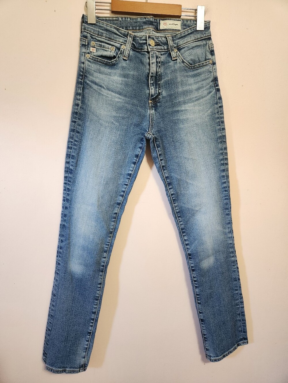 AG Jeans MARI High-Rise Slim Straight Denim Medium Wash Whiskered Size 26 27